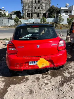 Suzuki Swift 2021 Red