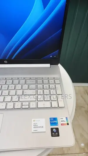 New Laptop HP Stream Notebook 16GB Intel Core i5 SSD 512GB