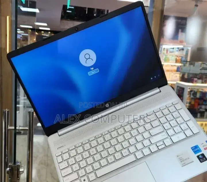 New Laptop HP Stream Notebook 16GB Intel Core i5 SSD 512GB