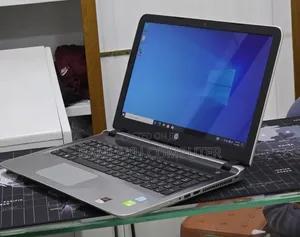 New Laptop HP Pavilion 15 8GB Intel Core i5 SSD 1T