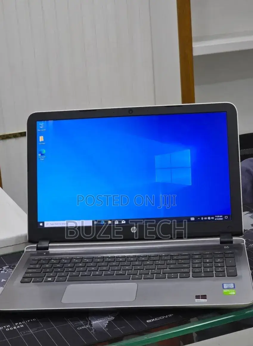 New Laptop HP Pavilion 15 8GB Intel Core i5 SSD 1T