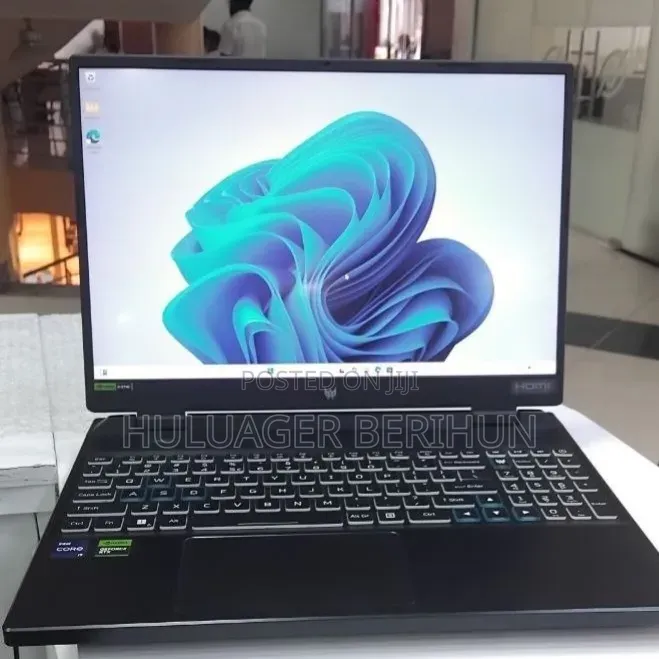 New Laptop Acer Predator Helios Neo 16 16GB Intel Core i9 SSD 512GB