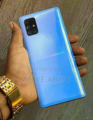 Samsung Galaxy A71 128 GB Blue