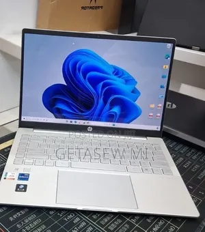 New Laptop HP Pavilion 14 16GB Intel Core i7 SSD 512GB