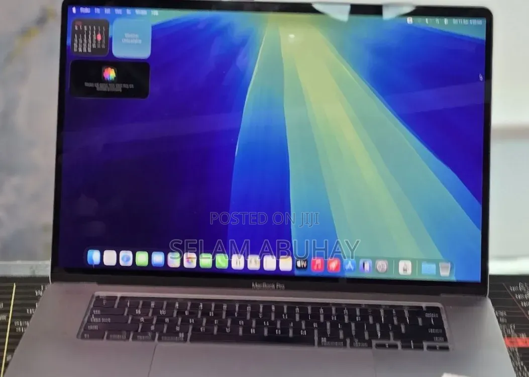 New Laptop Apple MacBook Pro 2019 16GB Intel Core i9 SSD 16 GB
