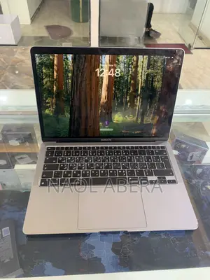 New Laptop Apple MacBook Air 2022 M2 8GB Apple M1 SSD 256GB
