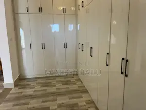 Furnished 4bdrm Penthouse in Bolbula, Bole for rent