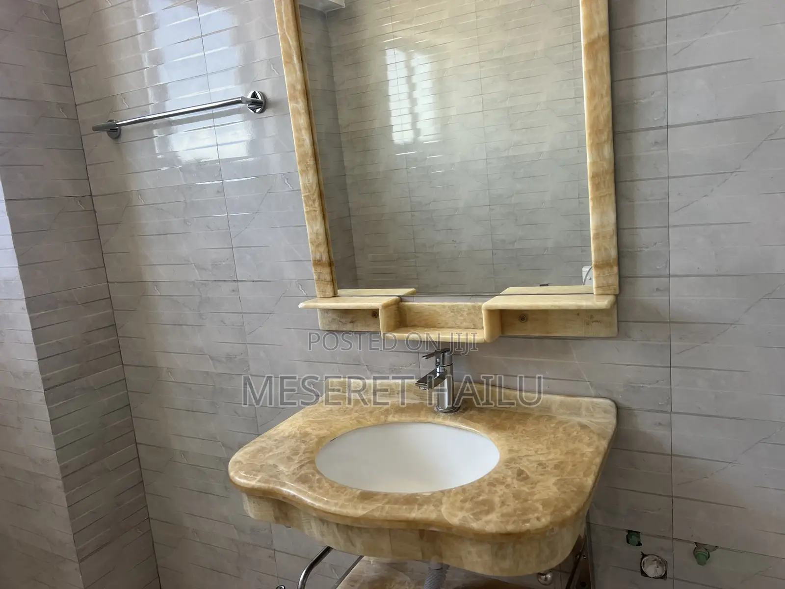Furnished 4bdrm Penthouse in Bolbula, Bole for rent