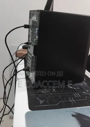 New Desktop Computer Dell Optiplex 7090 32GB Intel Core i7 HDD 1T