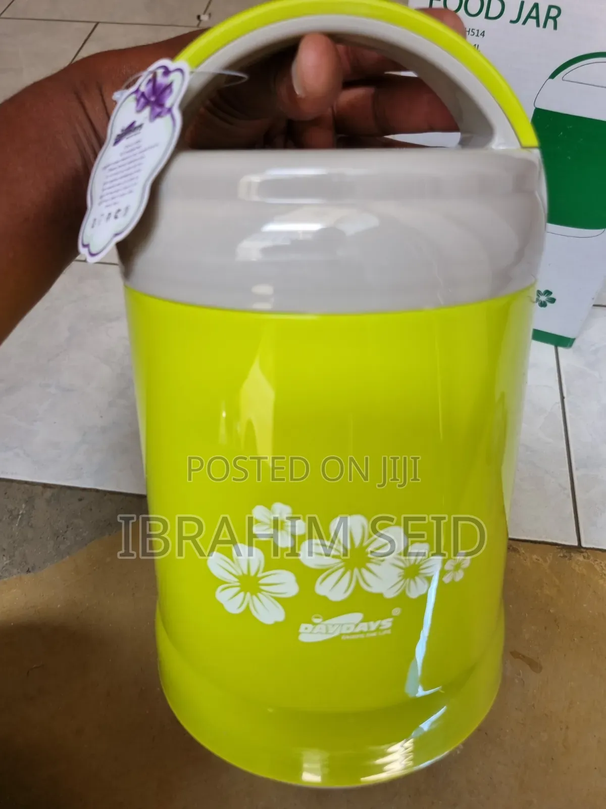 Daydays Branded Food Jar Is A 1.4-liter Insulated Container