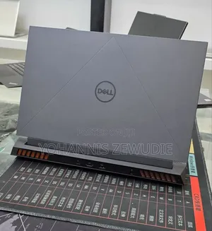 New Laptop Dell G15 5511 16GB Intel Core i7 SSD 1T
