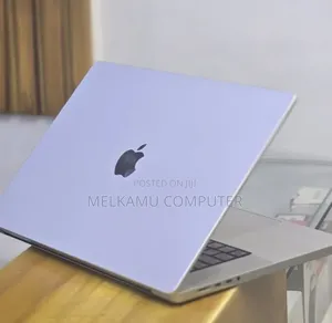 New Laptop Apple MacBook Pro 2021 M1 Max 32GB Apple M1 SSD 512GB