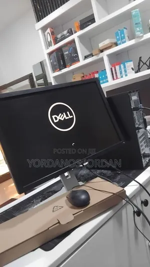 New Desktop Computer Dell Optiplex 7090 32GB Intel Core i7 SSD 1T