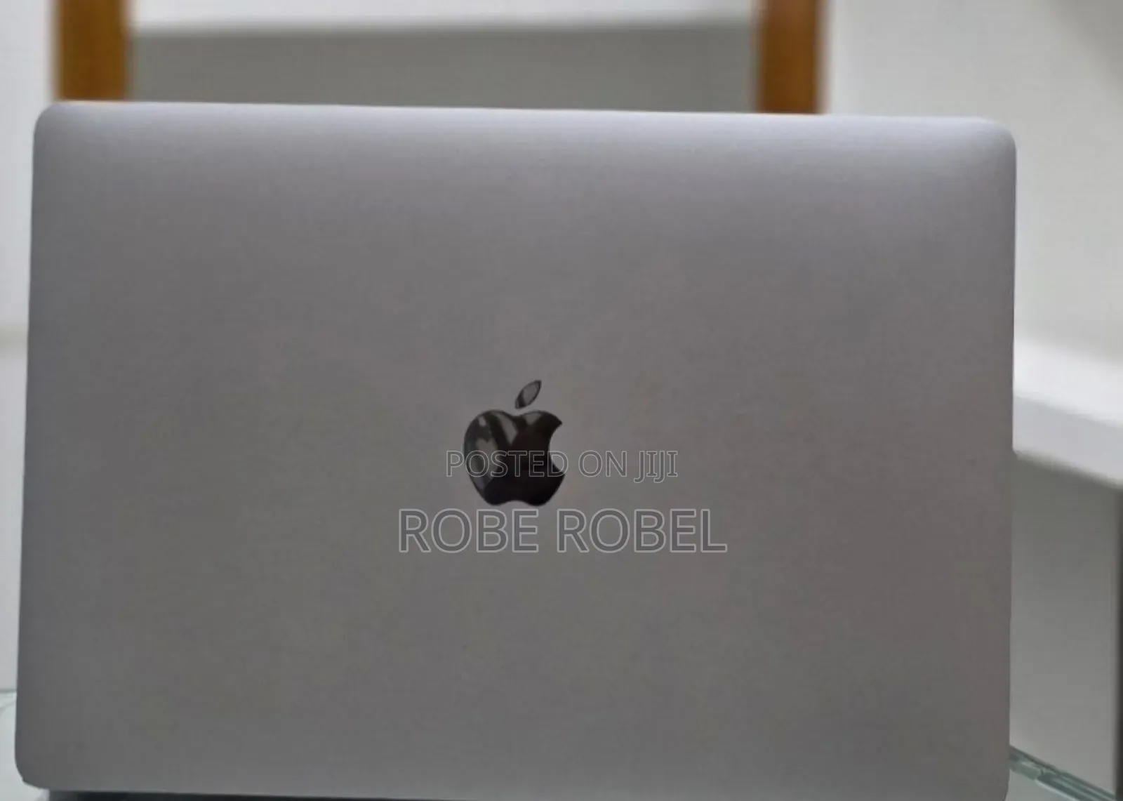 New Laptop Apple MacBook Air 2020 M1 8GB Apple M1 SSD 256GB