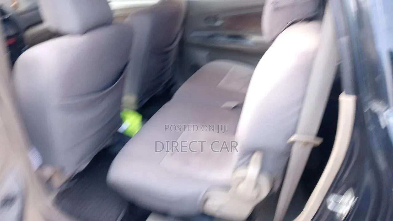 Toyota Avanza 2013 Silver