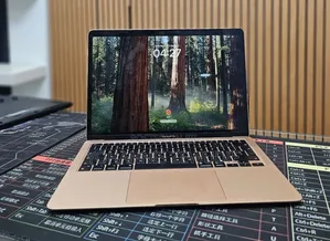 New Laptop Apple MacBook Air 2020 M1 8GB Apple M1 SSD 256GB