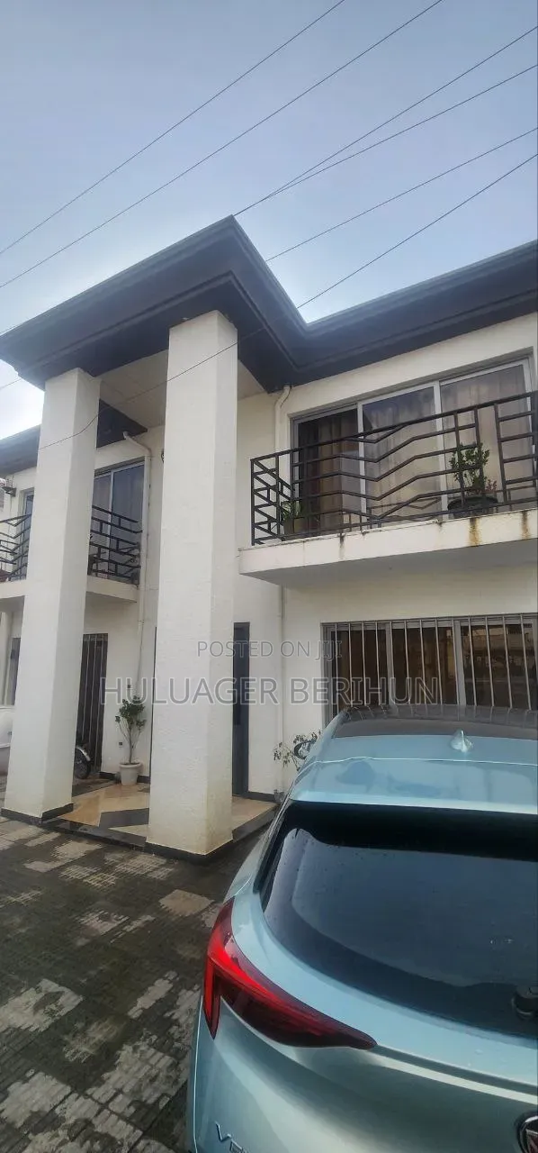 Furnished 6bdrm House in Bole for sale