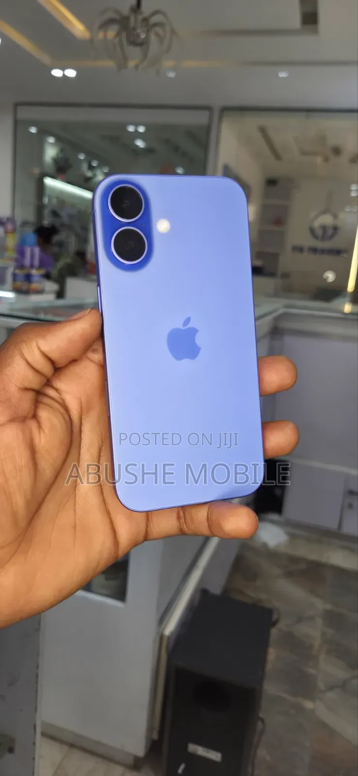 New Apple iPhone 16 128 GB Blue