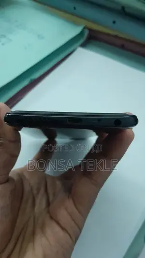 Infinix Hot 6 16 GB Black