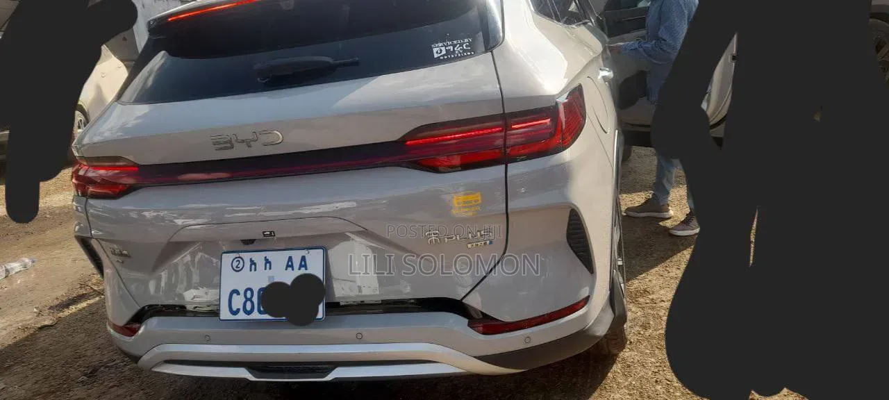 BYD Song Plus 2025 White