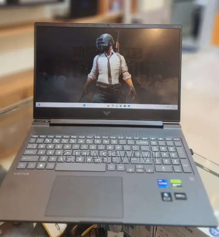 New Laptop HP Victus 16 16GB Intel Core i7 SSD 1T