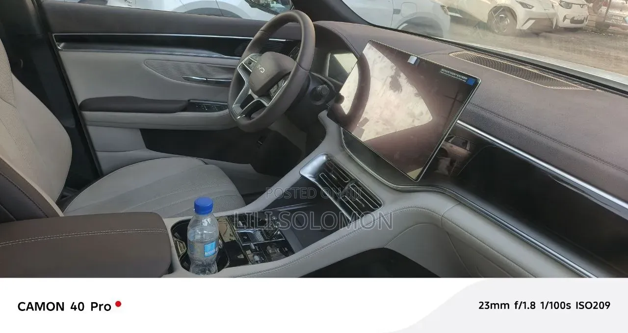 BYD Song Plus 2025 White