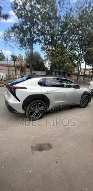 New Toyota bZ4X 2023 Silver