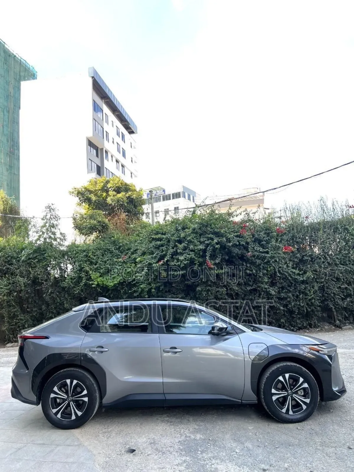 Toyota bZ4X 2024 Gray