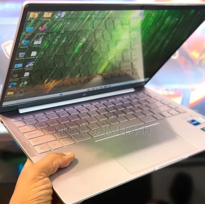 New Laptop HP Pavilion 15 16GB Intel Core i7 SSD 1T