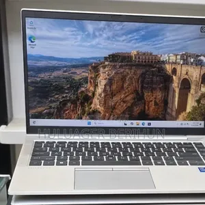 New Laptop HP EliteBook 840 10 16GB Intel Core i7 SSD 512GB