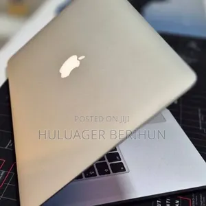 New Laptop Apple MacBook Pro 2015 16GB Intel Core i7 SSD 256GB
