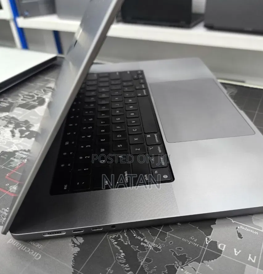 New Laptop Apple MacBook Pro 2021 M1 Max 32GB Apple M1 Max SSD 1T