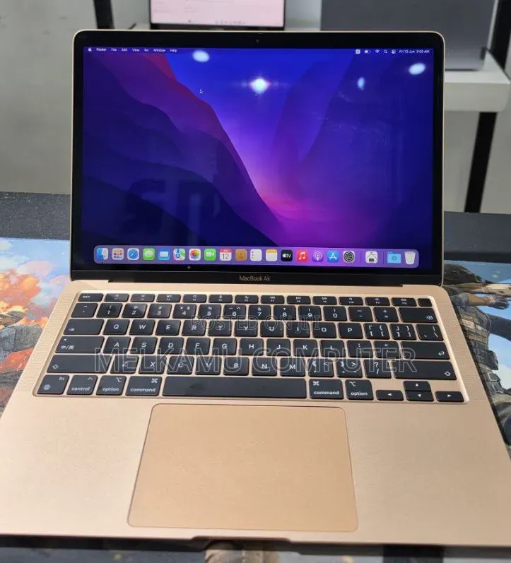 New Laptop Apple MacBook Air 8GB Apple M1 SSD 256GB