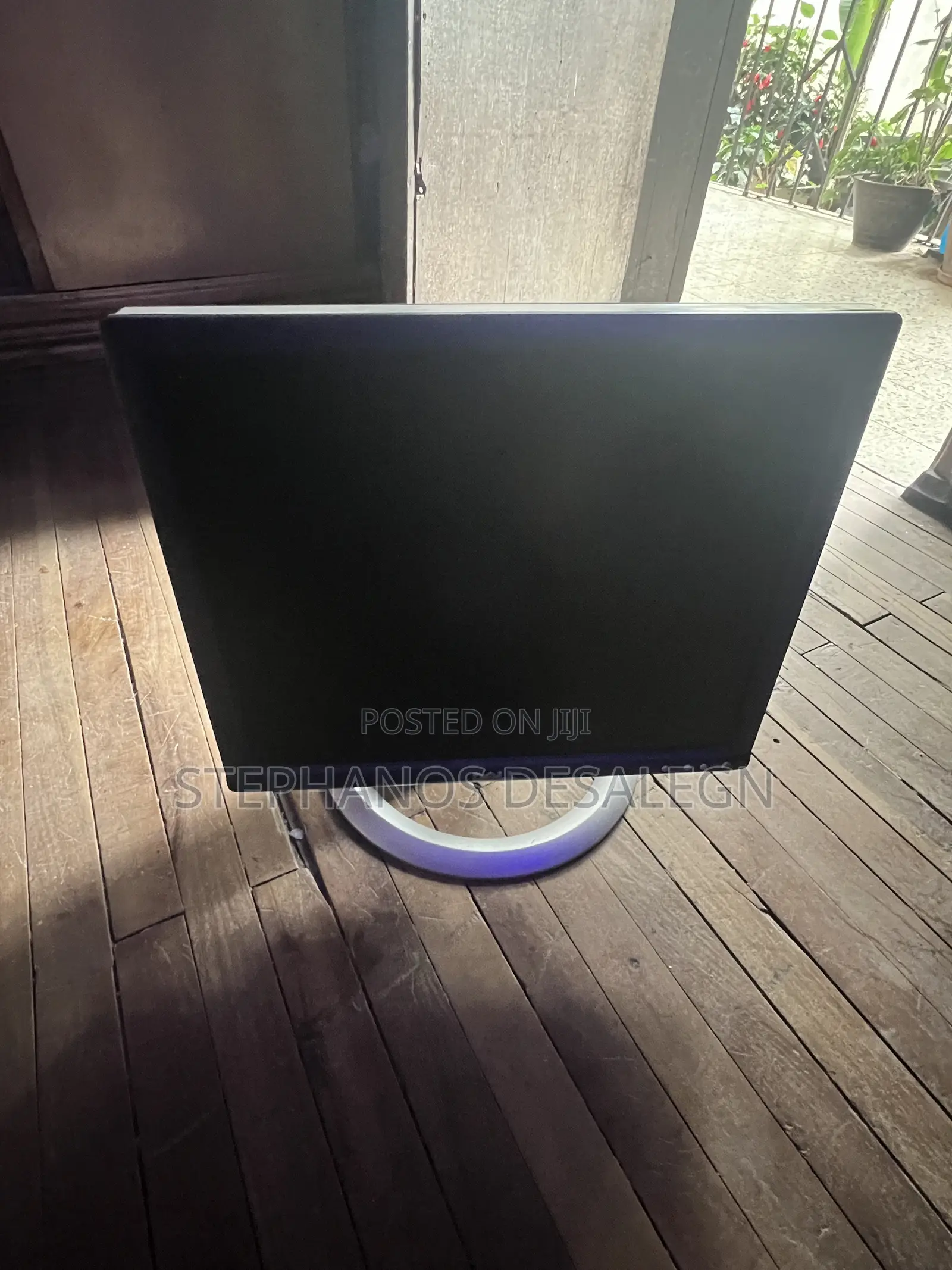 Desktop Monitor