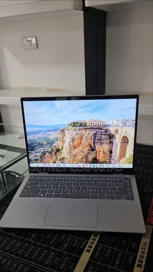 New Laptop Dell Inspiron 7306 16GB Intel Core i7 SSD 512GB