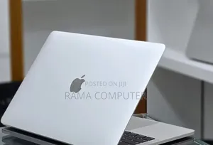 New Laptop Apple MacBook Pro 2019 16GB Intel Core i7 SSD 256GB