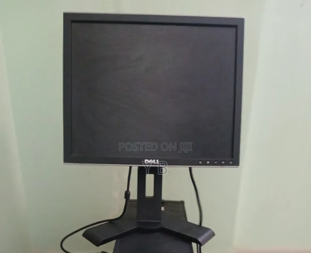 Desktop Computer Dell OptiPlex 7450 2GB Intel Core M2 HDD 256GB