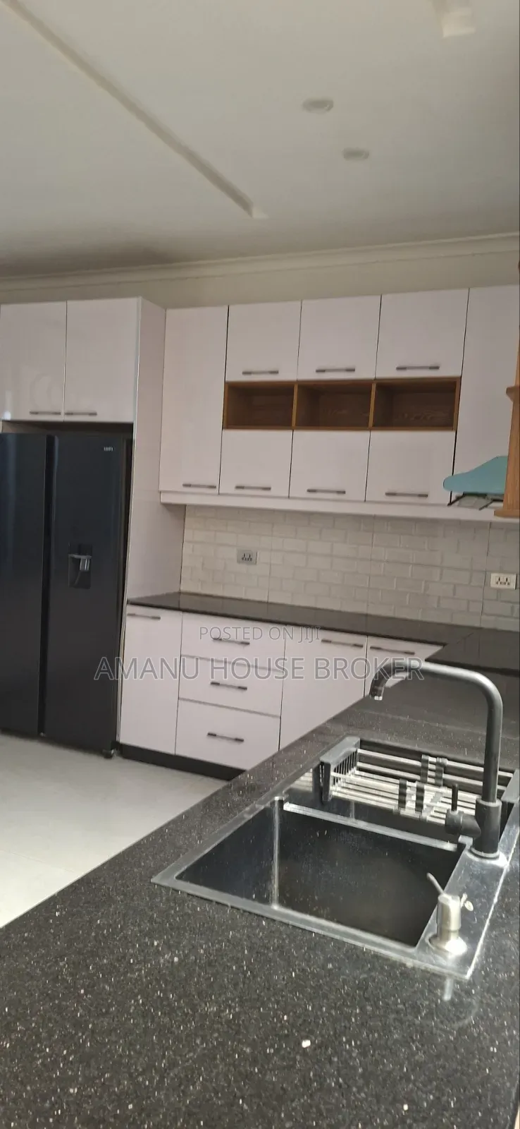 7bdrm House in Addis Abeba Ethiopia, Bole for rent