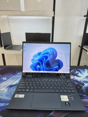 New Laptop HP Envy X360 16GB Intel Core i5 SSD 512GB