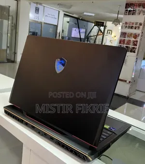 New Laptop MSI Raider GE68HX 13VI-202US 32GB Intel Core i9 SSD 1T