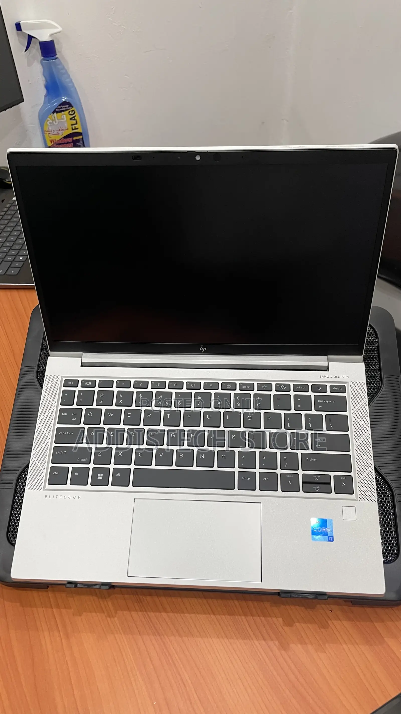 New Laptop HP EliteBook 830 G8 16GB Intel Core i7 SSD 512GB