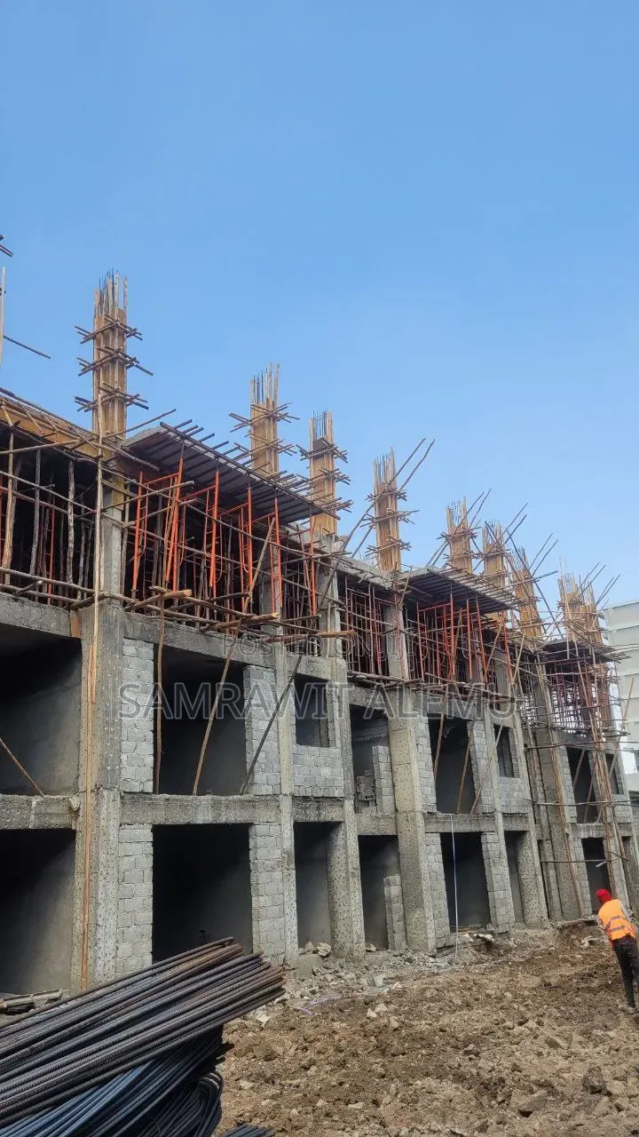 3bdrm Apartment in ካንጋሮDevelopment, Bole for sale