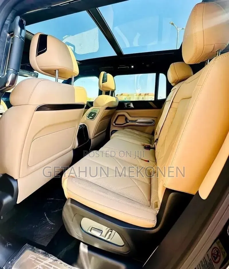 New BYD Leopard 8 2.0 Hybrid AWD 2025 Black