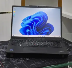 New Laptop Lenovo ThinkPad 13 16GB Intel Core i5 SSD 512GB