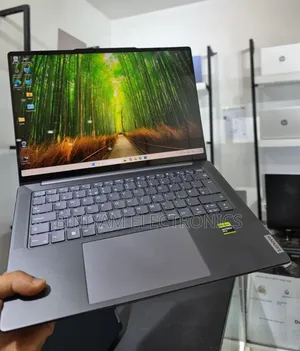 New Laptop Lenovo Yoga 730 32GB AMD Ryzen 7 SSD 512GB