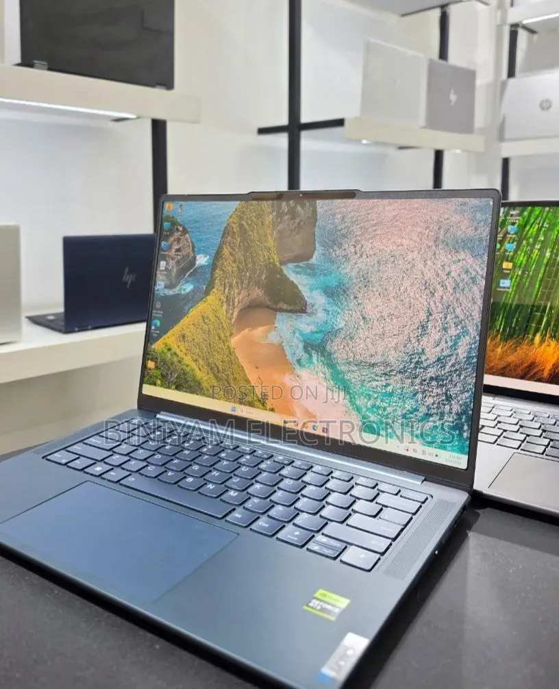 New Laptop Lenovo Yoga 730 32GB AMD Ryzen 7 SSD 512GB