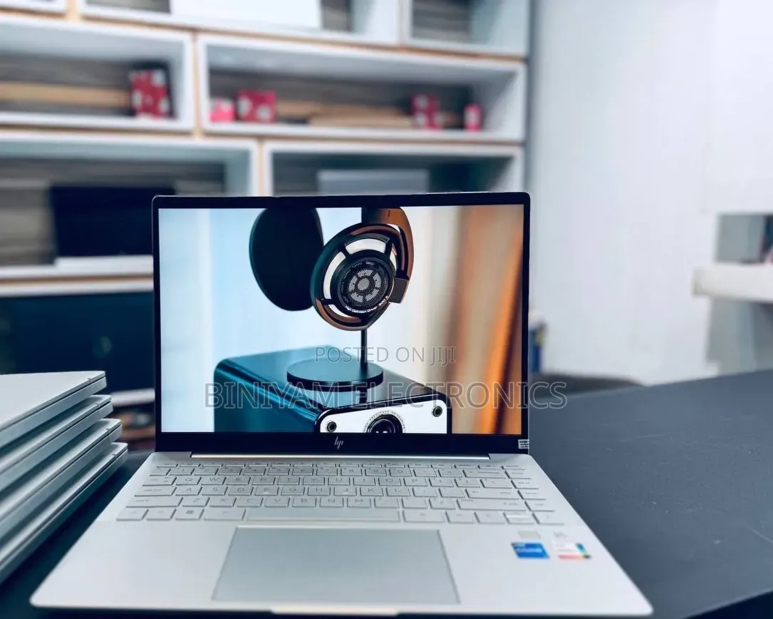 New Laptop HP Pavilion 14 16GB Intel Core i5 SSD 1T