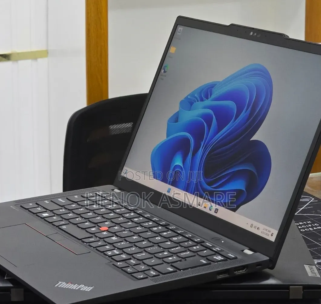 New Laptop Lenovo ThinkPad X13 Gen 4 16GB Intel Core i5 SSD 512GB