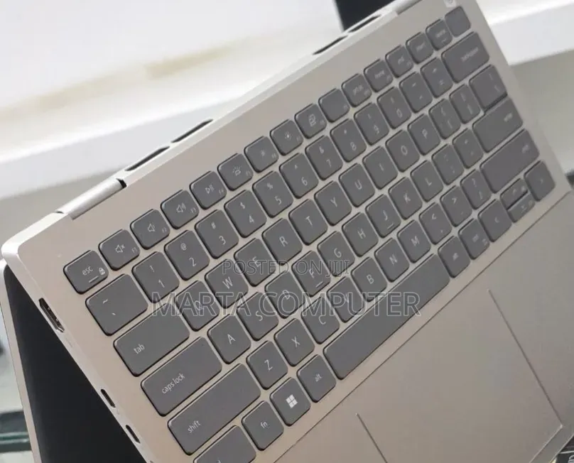 New Laptop Dell Inspiron 7306 16GB Intel Core i7 SSD 512GB