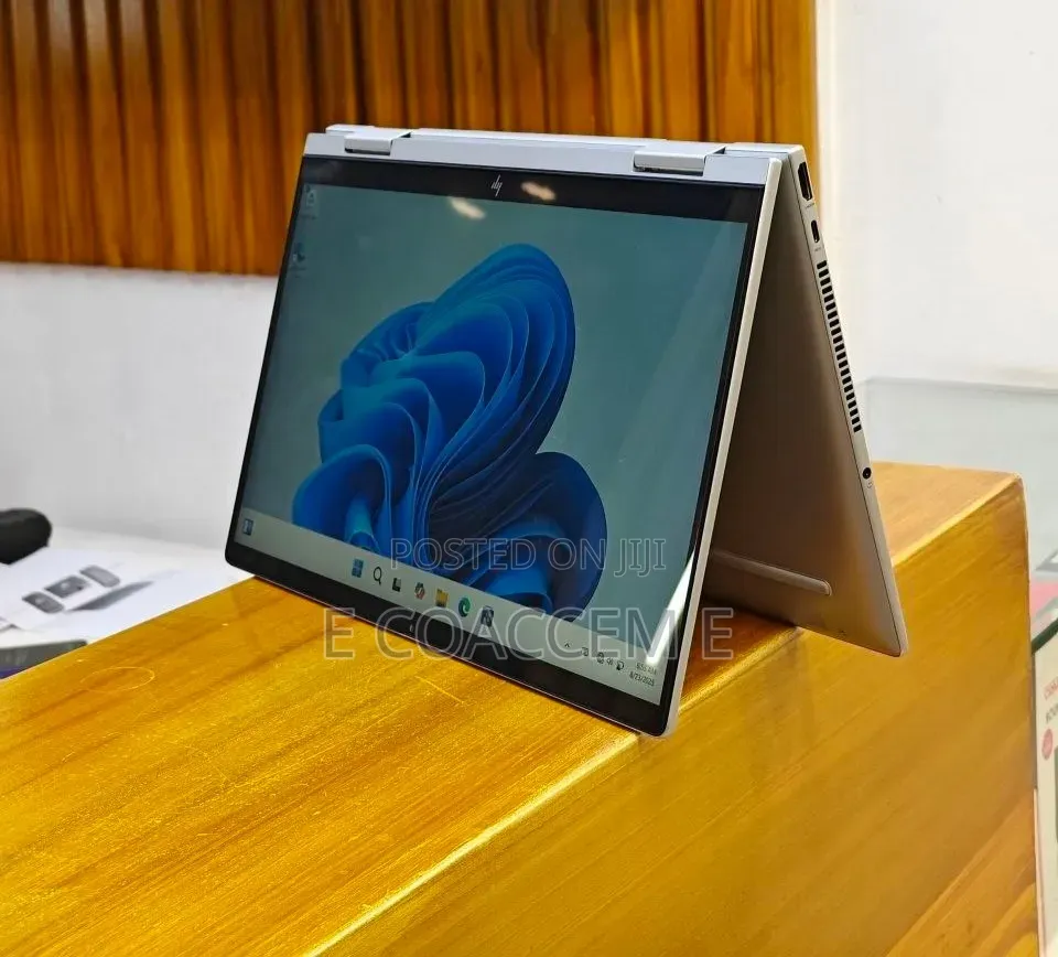 New Laptop HP 16GB Intel Core 7 SSD 1T
